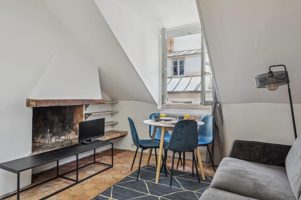 City Apartment In The Heart Of Latin Quarter Paris Exterior photo